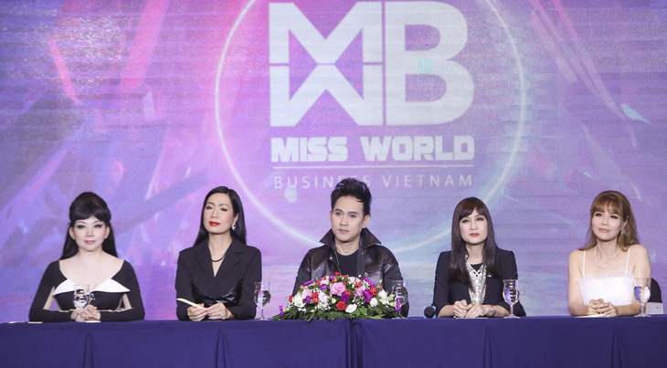 Dàn ban giám khảo cuộc thi Miss World Business Vietnam năm nay - Ảnh: VÕ SĨ ĐIỀU