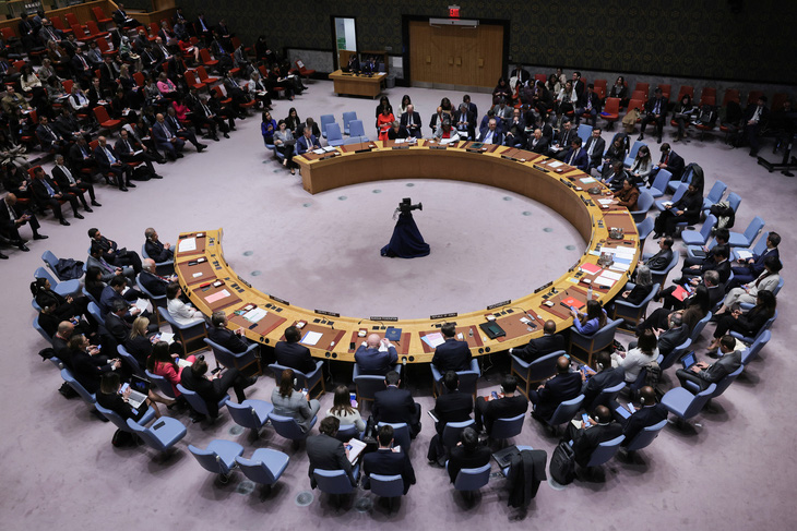 Hội đồng Bảo an Liên Hiệp Quốc họp và bỏ phiếu thông qua nghị quyết ngừng bắn ở Gaza và thả con tin, tại trụ sở Liên Hiệp Quốc ở New York, Mỹ, ngày 25-3 - Ảnh: REUTERS
