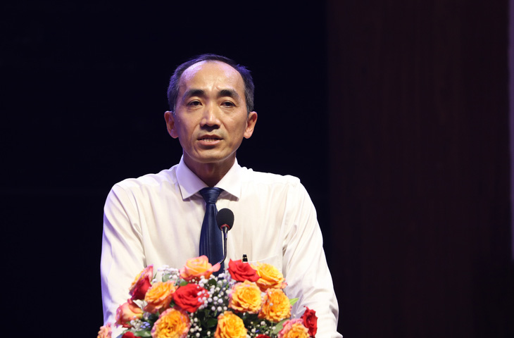 Ông Nguyễn Phương Lam phát biểu tại buổi họp mặt hội viên chiều 28-3 - Ảnh: CHÍ QUỐC 