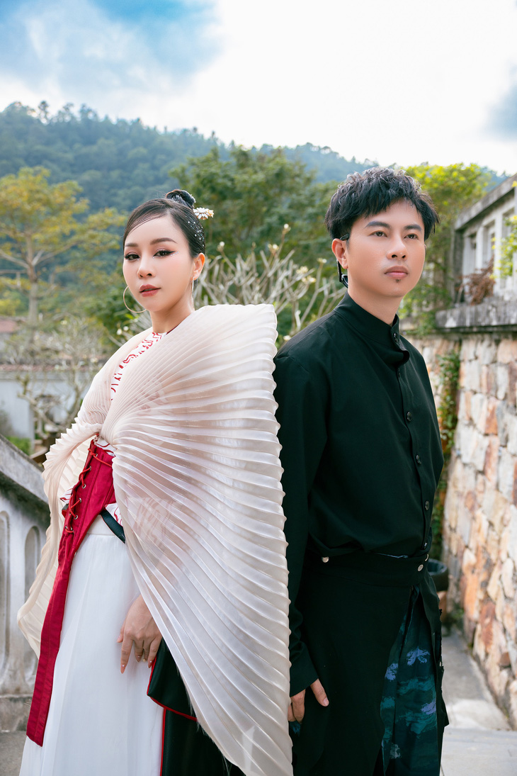 Dự án Du Yên đánh dấu sự tái hợp của nhạc sĩ Dương Cầm và Hồng Duyên sau album Duyên năm 2017 - Ảnh: NVCC