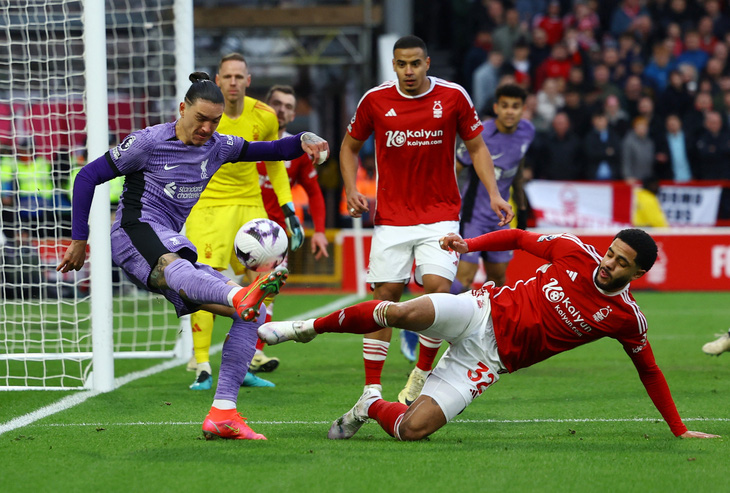Liverpool có chiến thắng vất vả trước Nottingham - Ảnh: REUTERS