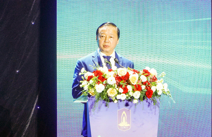 Phó thủ tướng Trần Hồng Hà phát biểu tại hội nghị - Ảnh: ĐÔNG HÀ