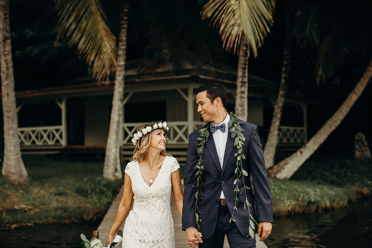 Aaron và Christian kết hôn ở Hawaii, trên đảo Oahu - không xa nơi họ gặp nhau lần đầu ở sân bay - Ảnh: Keani Bakula