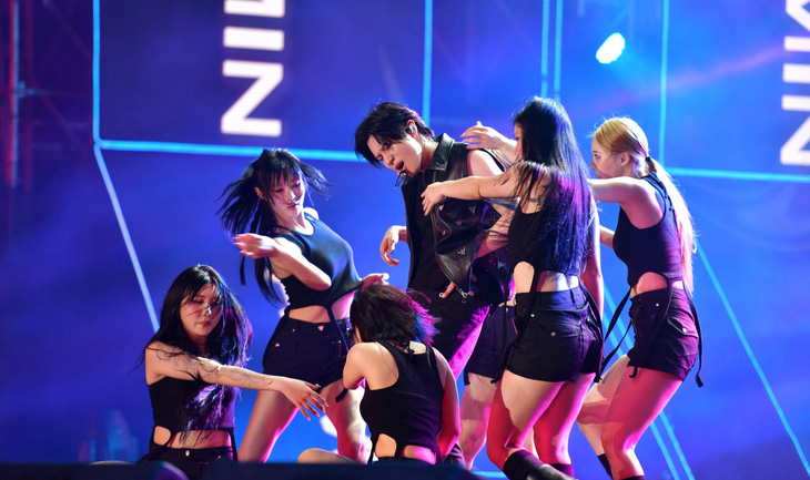 'Cỗ máy nhảy' Taemin đem đến những màn trình diễn ấn tượng - Ảnh: BTC