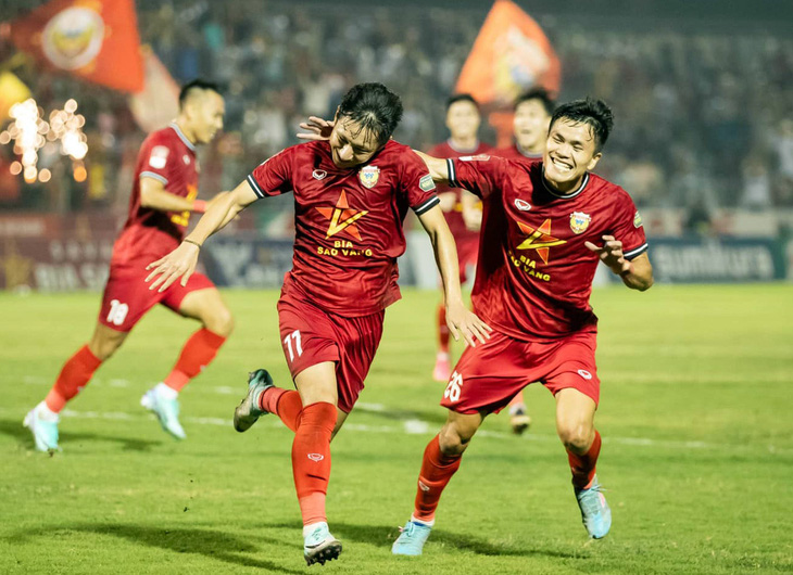 Niềm vui của các cầu thủ Hồng Lĩnh Hà Tĩnh - Ảnh: HLHT FC