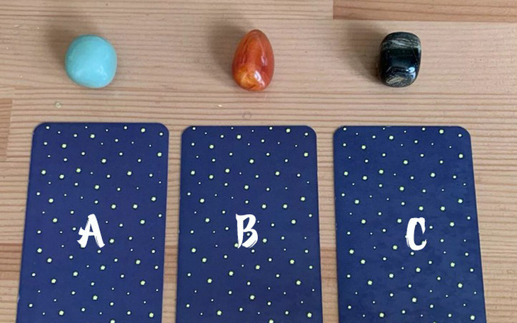 Tarot: Bạn có người yêu bí mật nào không? Người ấy là ai?