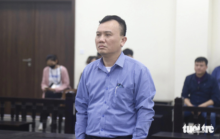 Bị cáo Lê Minh Tuyến tại tòa - Ảnh: DANH TRỌNG