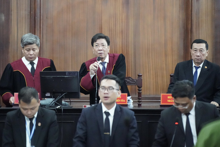 Hội đồng xét xử đồng ý cho ông Nguyễn Cao Trí vắng mặt tại những phiên xử chưa liên quan đến mình - Ảnh: HOÀNG HÙNG