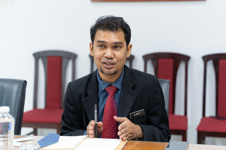Tiến sĩ Azriey Mazlan, lãnh sự giáo dục, Tổng lãnh sự quán Malaysia tại TP.HCM - Ảnh: THANH PHÚ