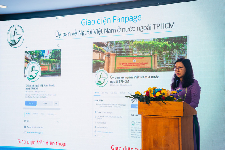 Phó chủ nhiệm UBVNVNONN Đinh Thị Phương Thảo giới thiệu fanpage chính thức của ủy ban - Ảnh: NGỌC ĐỨC
