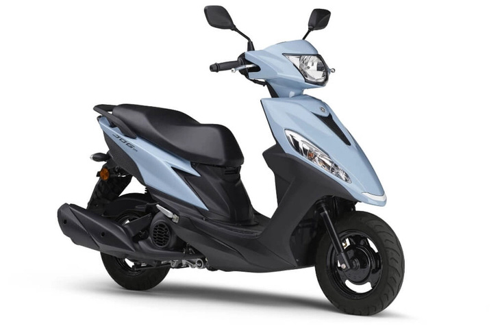 Yamaha Jog 125 2024 có hai tùy chọn màu mới là đỏ Vivid Red metallic 5 và xanh nhạt Dull Blue Solid B (ảnh). Như vậy, xe hiện có 4 tùy chọn màu sắc