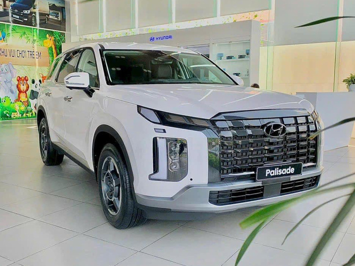 Tin tức giá xe: Hyundai Palisade giảm giá gần 90 triệu tại đại lý- Ảnh 2.