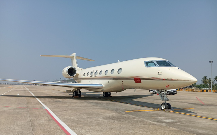 Đà Nẵng xuất hiện loạt máy bay dành cho tỷ phú của Gulfstream - Ảnh 4.