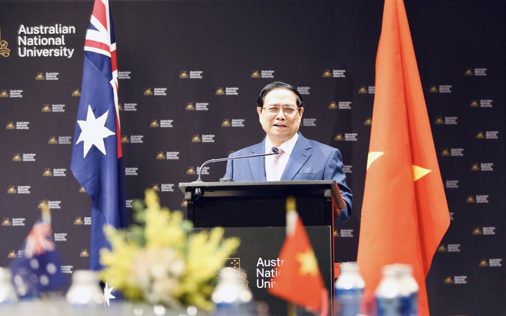 Thủ tướng đề nghị Úc tăng gấp đôi học bổng cho sinh viên Việt Nam