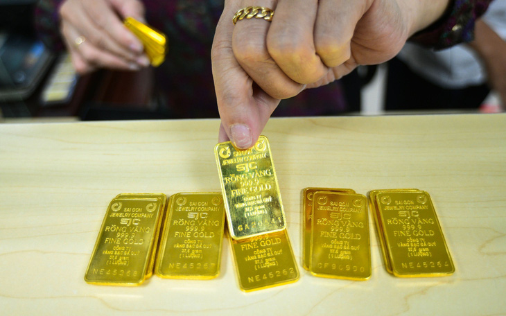 Tin tức sáng 10-3: Lập đỉnh 82 triệu đồng, giá vàng tiếp tục căng?