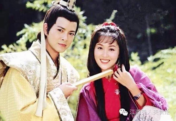 Lương Tiểu Băng và Trần Gia Huy từng hợp tác trong Lương Sơn Bá, Chúc Anh Đài. Tuy nhiên, mối quan hệ của cả hai trong phim lại đối đầu nhau