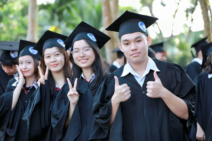 Với triết lý &quot;Tâm hồn Việt Nam, giáo dục thế giới&quot;, Asian School mang đến môi trường giáo dục lý tưởng, giúp học sinh phát triển toàn diện và thành công trong tương lai