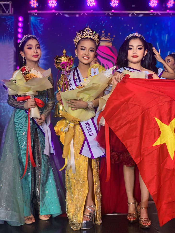 Danh hiệu Hoa hậu cuộc thi thuộc về Mỹ, ba Á hậu lần lượt là Thái Lan, Việt Nam và Ấn Độ.
