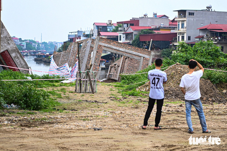 Khu dân cư ven sông ở Bắc Ninh tan hoang sau chuỗi ngày sạt lở- Ảnh 8.
