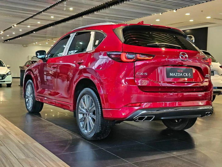 Tin tức giá xe: Mazda CX-5 giảm chỉ còn từ 749 triệu, CX-8 từ 939 triệu, rẻ hơn cả xe Hàn- Ảnh 3.