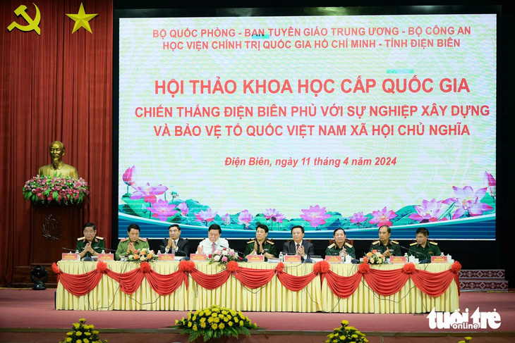 Hội thảo khoa học cấp quốc gia 'Chiến thắng Điện Biên Phủ với sự nghiệp xây dựng và bảo vệ Tổ quốc Việt Nam xã hội chủ nghĩa' - Ảnh: NAM TRẦN