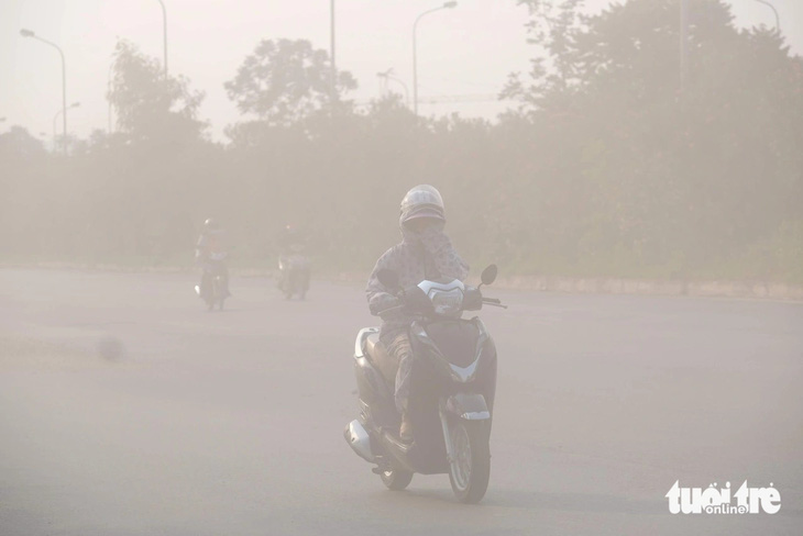 Ô nhiễm không khí tại Hà Nội - Ảnh: NAM TRẦN
