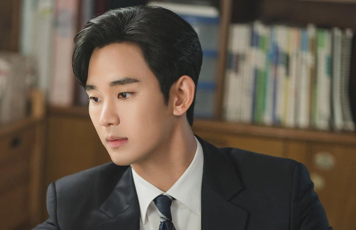 Kim Soo Hyun trong Nữ hoàng nước mắt