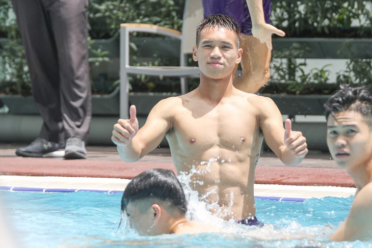 Trung vệ 19 tuổi Nguyễn Mạnh Hưng là cầu thủ trẻ nhất đội hình U23 Việt Nam dự vòng chung kết U23 châu Á 2024 - Ảnh: VFF