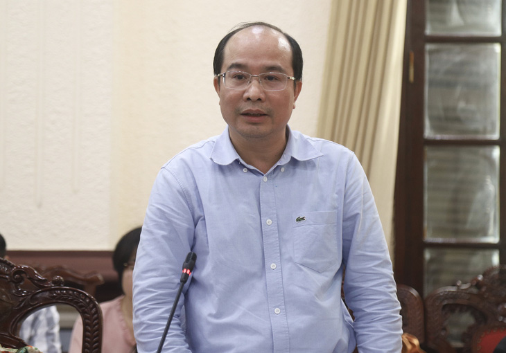 Ông Nguyễn Thắng Lợi, phó tổng cục trưởng Tổng cục Thi hành án dân sự, thông tin tại họp báo - Ảnh: DANH TRỌNG