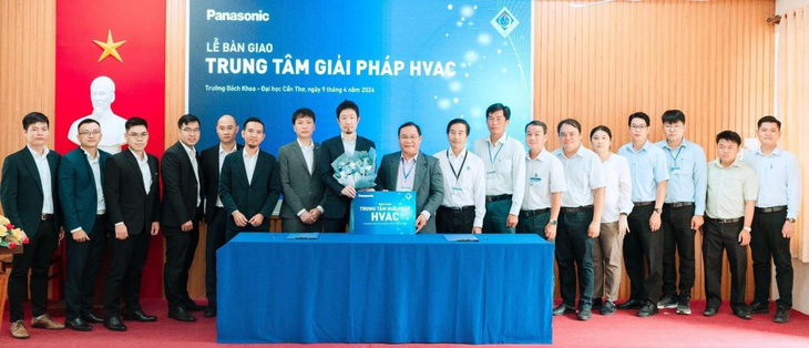 Lễ ký kết bàn giao Trung tâm Giải pháp HVAC từ đại diện Panasonic và Trường Bách khoa - Đại học Cần Thơ