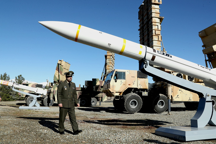 Iran sở hữu hệ thống tên lửa, rocket, drone mạnh bậc nhất Trung Đông - Ảnh: AFP