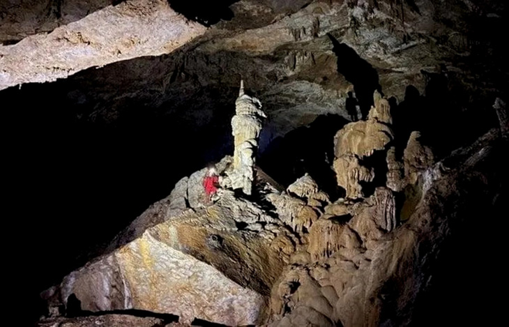 Đa số hang động mới phát hiện đều đẹp lung linh - Ảnh đoàn thám hiểm cung cấp