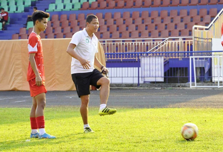 HLV Nguyễn Anh Đức đã tìm được HLV thủ môn thay thế cho ông Ngô Việt Trung - Ảnh: TTBPFC