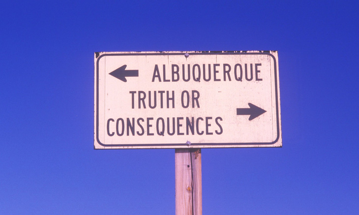 Thành phố Hot Springs, bang New Mexico, Mỹ đổi tên thành Truth or Consequences vào năm 1950 để giành chiến thắng trong một cuộc thi phát thanh - Ảnh: ALAMY