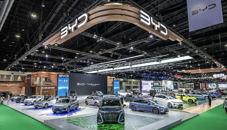 BYD sở hữu một trong những gian hàng lớn nhất BIMS 2024 và đứng thứ hai về lượng xe đặt mua trong thời gian diễn ra triển lãm. 