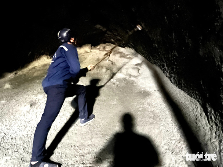 Khoan xuyên sườn núi, bơm bê tông xử lý sạt lở hầm đường sắt Bãi Gió- Ảnh 16.