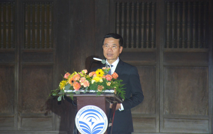 Bộ trưởng Bộ Thông tin và Truyền thông Nguyễn Mạnh Hùng phát biểu tại lễ khai mạc - Ảnh: TRẦN HOÀNG