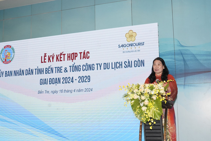 Bà Nguyễn Thị Bé Mười, Phó Chủ tịch UBND tỉnh Bến Tre phát biểu tại sự kiện