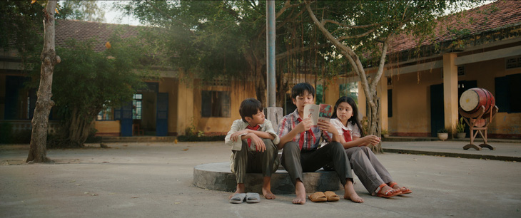 'Ngày xưa có một chuyện tình' tung first look, hé lộ những cảnh quay đầu tiên tại Phú Yên- Ảnh 2.