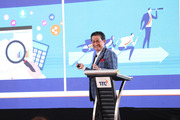 CEO Đặng Văn Thành chia sẻ kinh nghiệm quản trị doanh nghiệp
