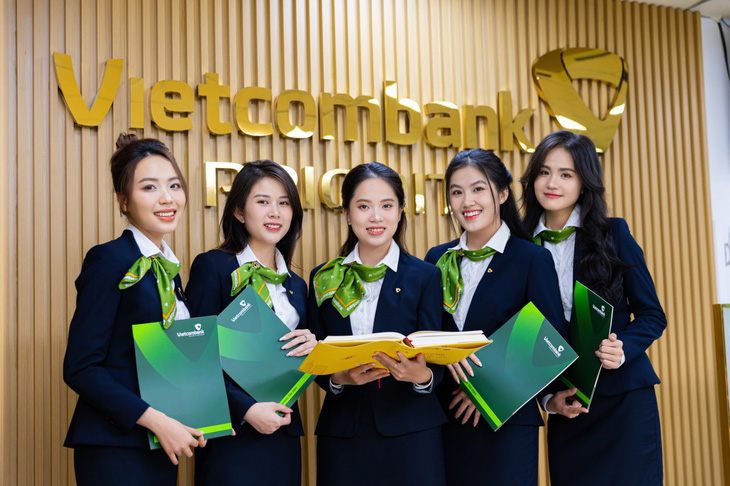 Vietcombank Chi nhánh Tân Định tuyển dụng 13 chuyên viên- Ảnh 1.