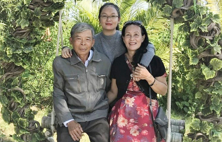 Hình ảnh đi du lịch cùng ba mẹ được Diệu Hằng (Phú Yên) chia sẻ đã nhận được sự quan tâm, ủng hộ của nhiều người - Ảnh: NVCC