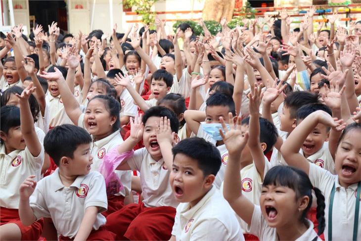 Học sinh Trường tiểu học Nguyễn Thái Học, quận 1. Năm nay, các học sinh sẽ được nghỉ hè sớm nhất là từ ngày 26-5 - Ảnh: Nhà trường cung cấp