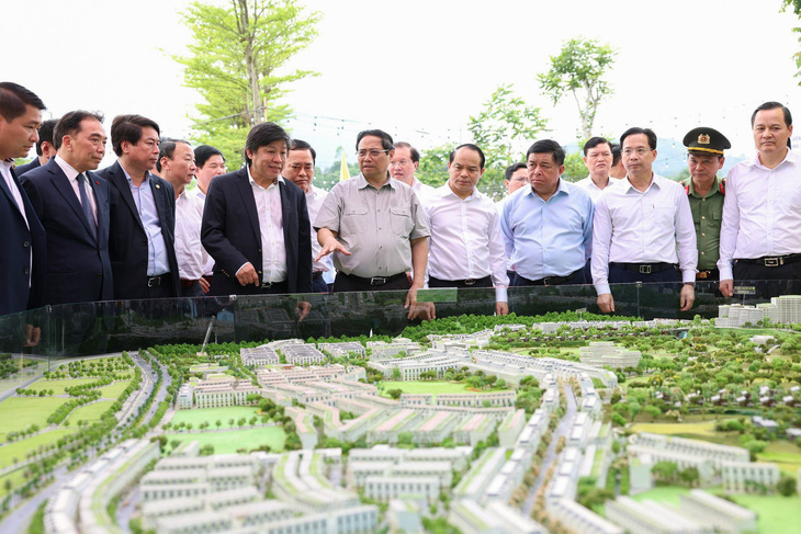 Thủ tướng Chính phủ tham quan sơ đồ khu đô thị Mailand Hoàng Đồng, Lạng Sơn