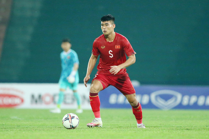 Trung vệ Nguyễn Ngọc Thắng trở lại đội hình xuất phát U23 Việt Nam đối đầu U23 Uzbekistan - Ảnh: HOÀNG TÙNG