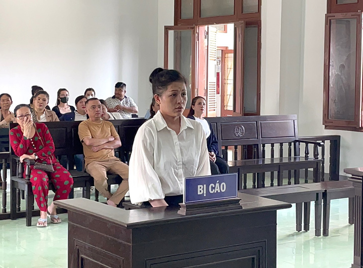 Bị cáo Nguyễn Phạm Tiểu My (35 tuổi, trú TP Tuy Hòa, tỉnh Phú Yên) bị TAND tỉnh Phú Yên tuyên án tù chung thân về tội 
