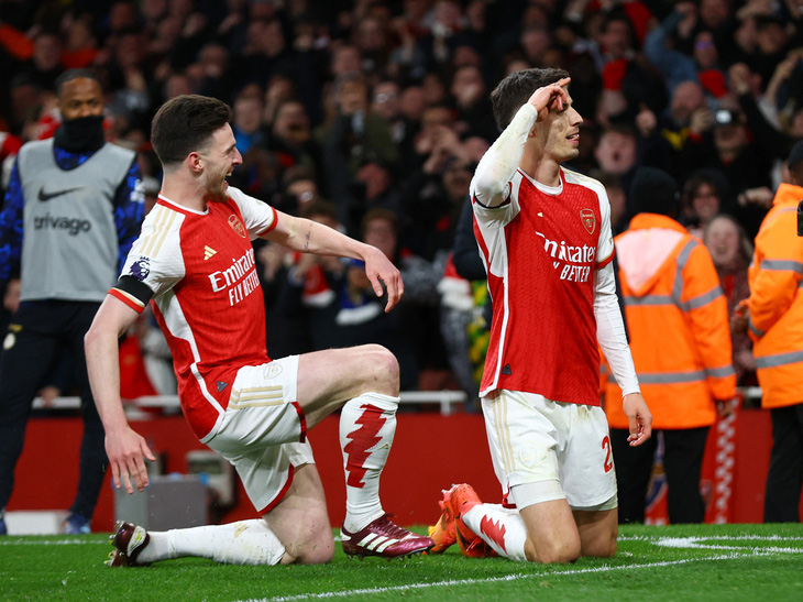 Arsenal giành chiến thắng đậm đà trước Chelsea - Ảnh: REUTERS