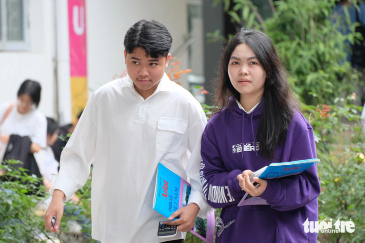 Thí sinh tham dự kỳ thi đánh giá năng lực đợt 1 năm 2024 do Đại học Quốc gia Hà Nội tổ chức - Ảnh: NGUYÊN BẢO