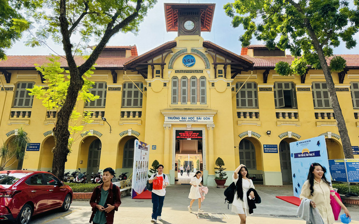 Học đến năm 2, sinh viên sư phạm Trường đại học Sài Gòn chưa nhận được hỗ trợ sinh hoạt phí - Ảnh 2.