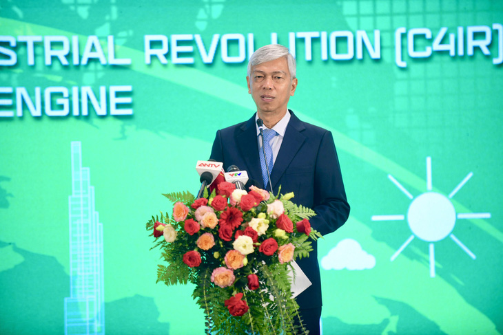 Ông Võ Văn Hoan, Phó Chủ tịch UBND TP.HCM - Ảnh: QUANG ĐỊNH